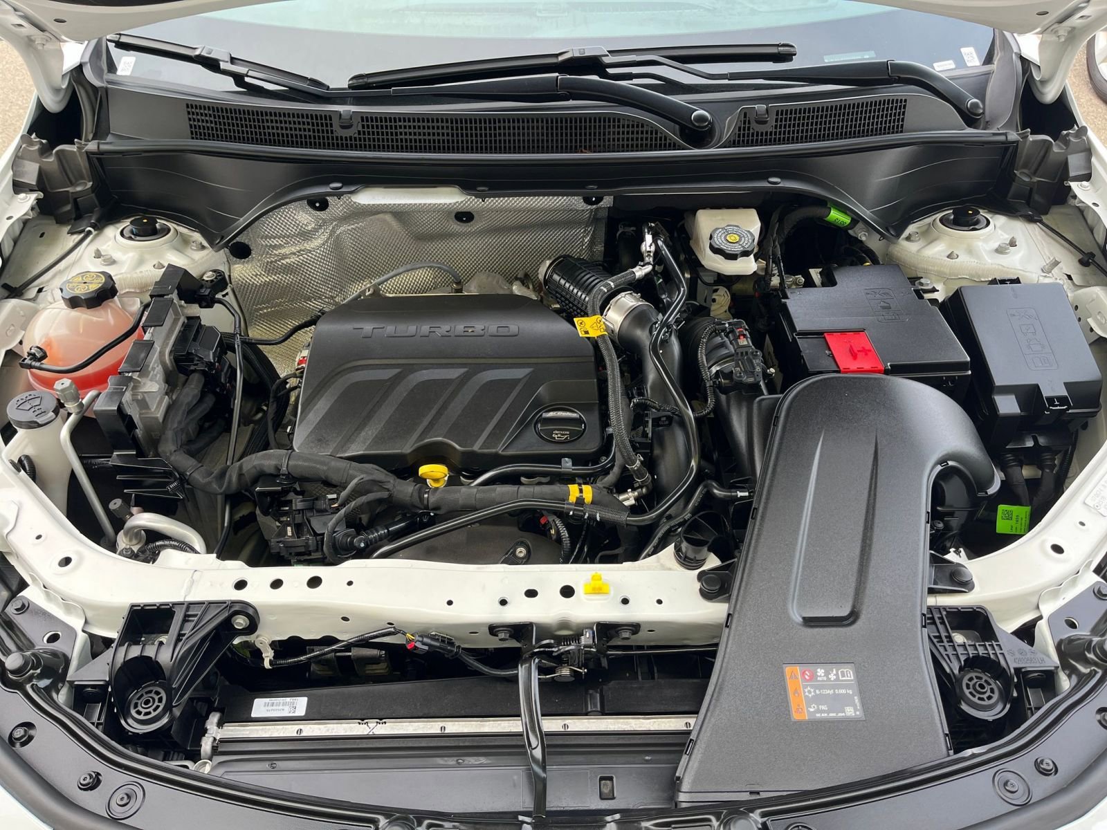 Used 2025 Buick Envista Preferred image 29