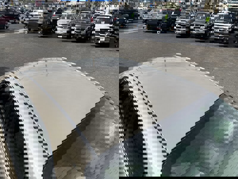 Used 2009 Toyota Camry LE FWD image 16