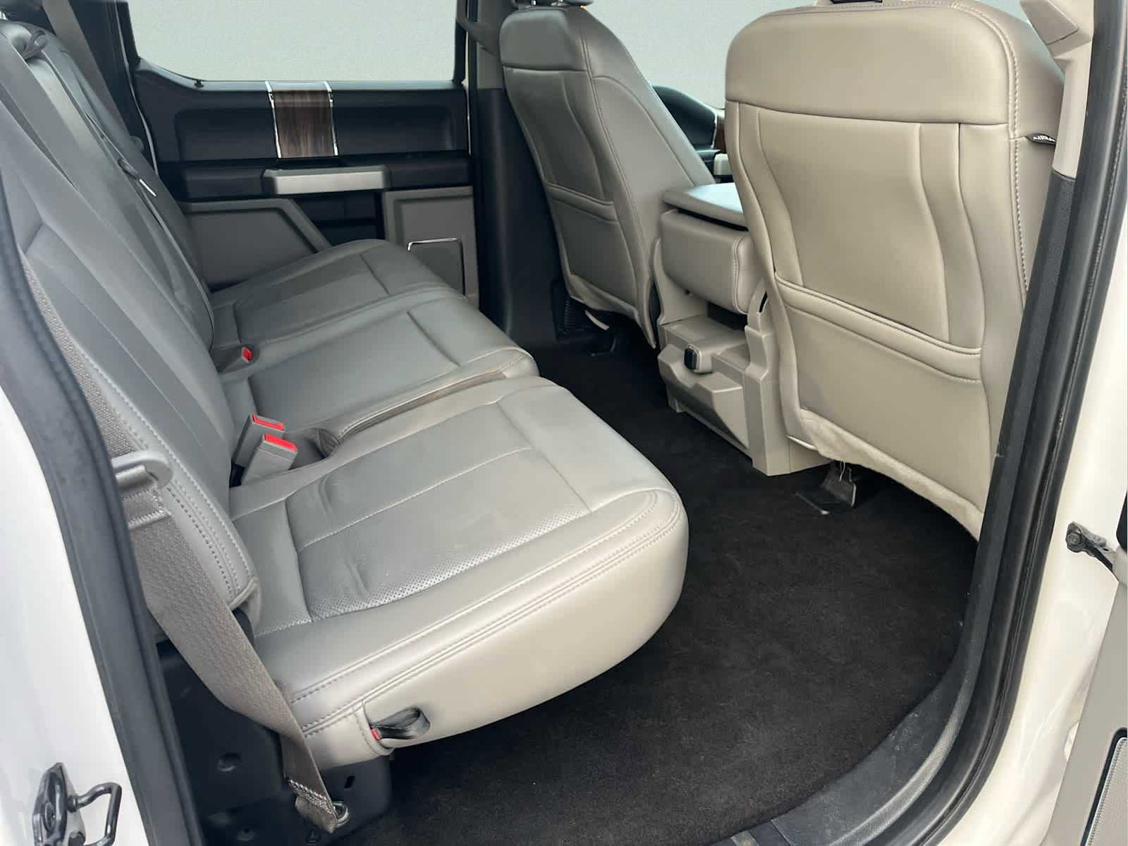 Used 2019 Ford F150 Lariat image 17