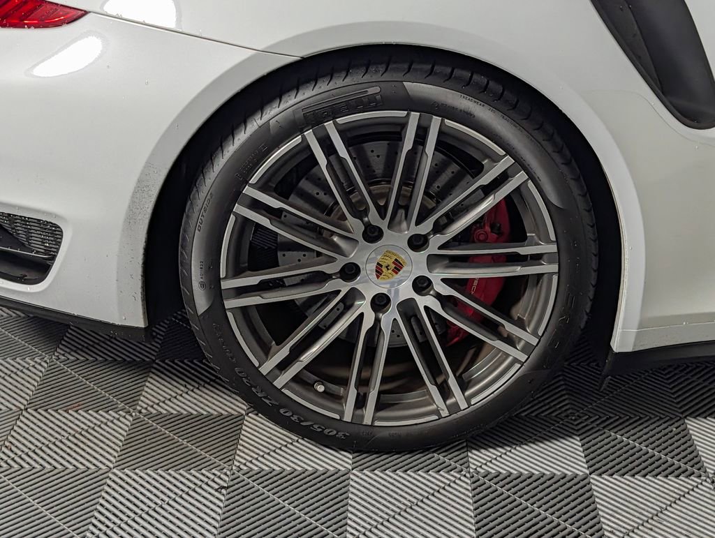 Used 2015 Porsche 911 Turbo image 13