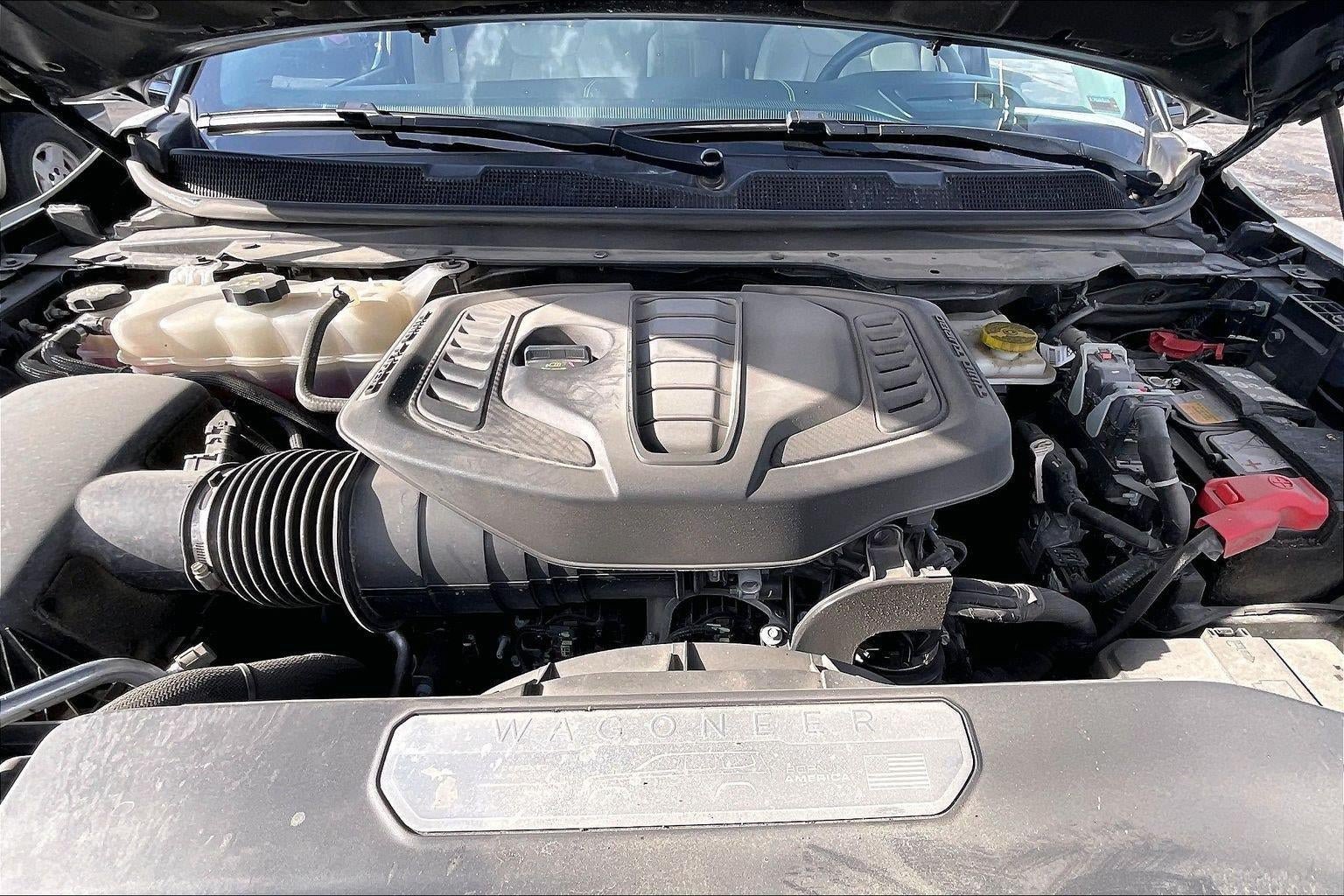 Used 2023 Jeep Wagoneer L Series III w/ Premium Group I AWD/4WD image 9