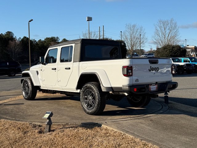 New 2026 Jeep Gladiator Sport AWD/4WD image 5