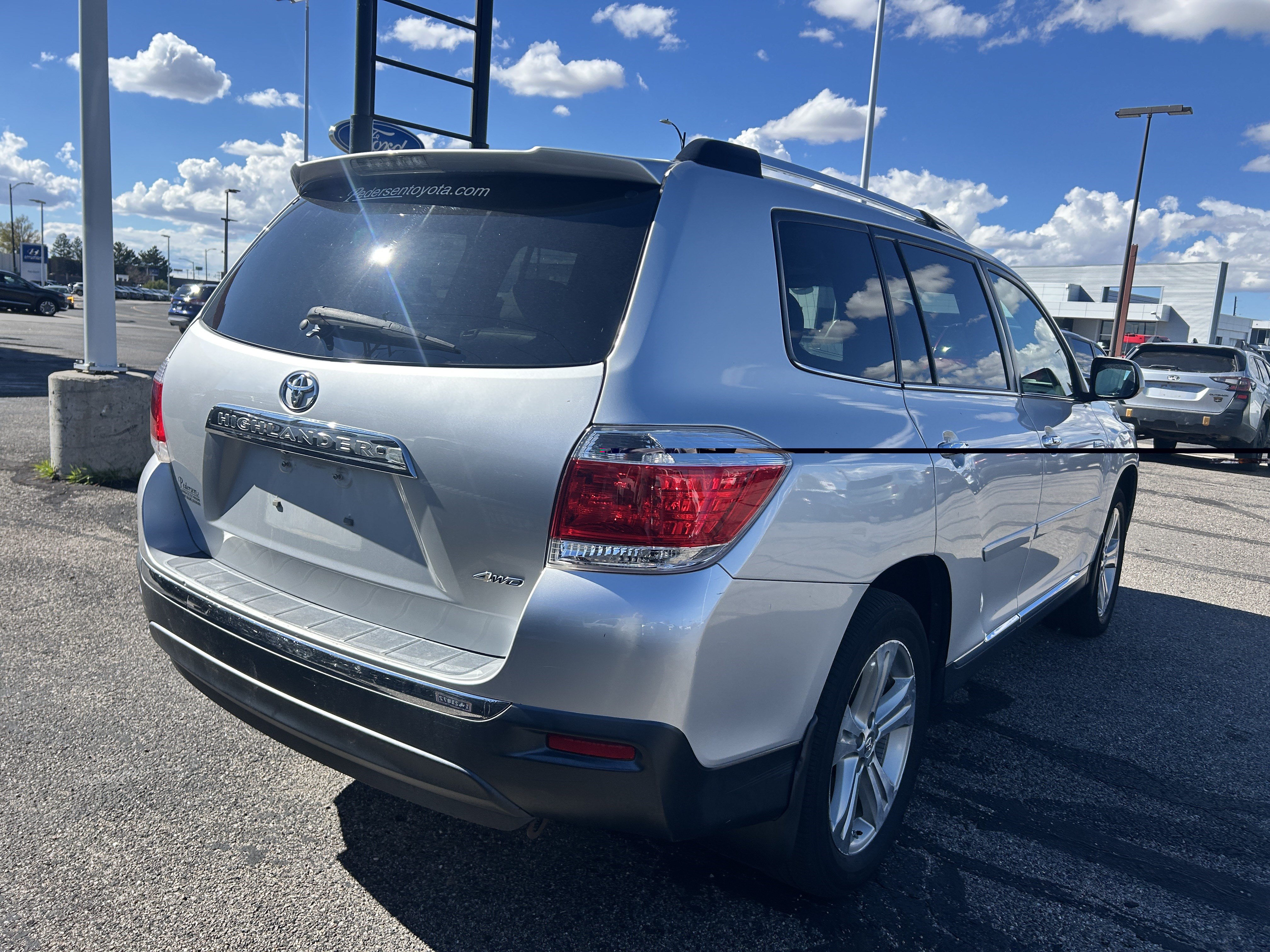 Used 2013 Toyota Highlander Limited AWD/4WD image 5
