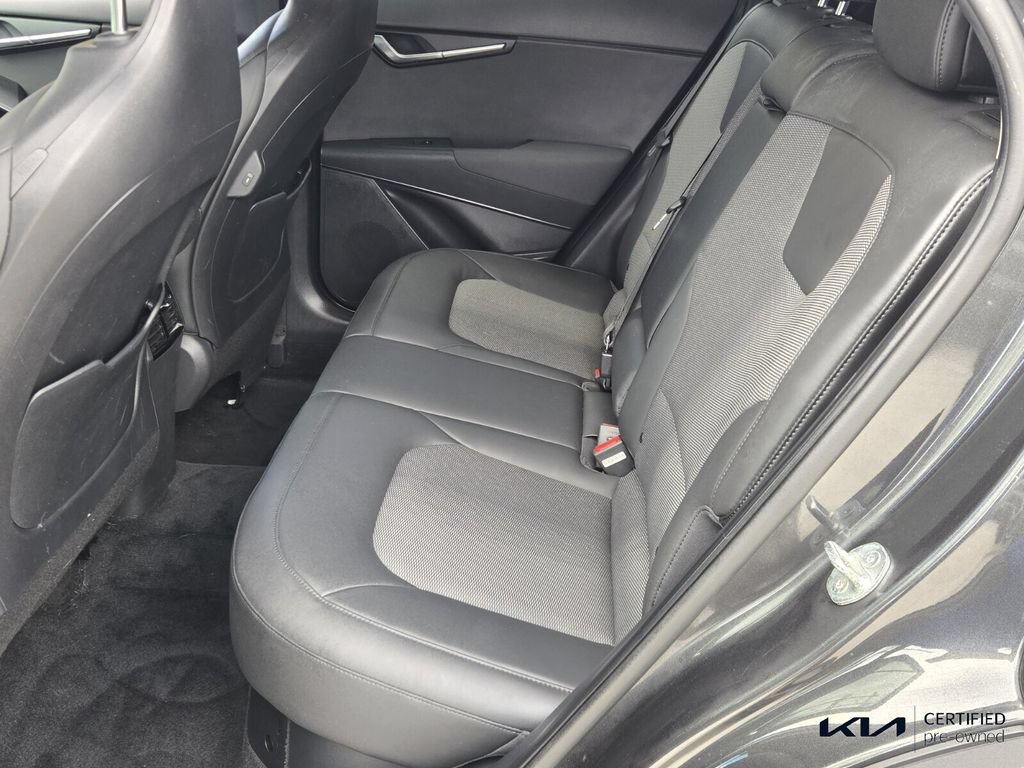 Certified 2024 Kia Niro EX FWD image 11