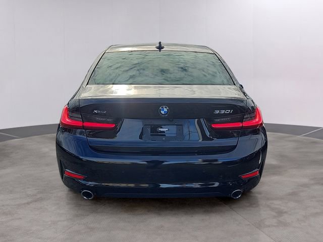 Used 2022 BMW 330i xDrive Sedan w/ Driving Assistance Package image 5