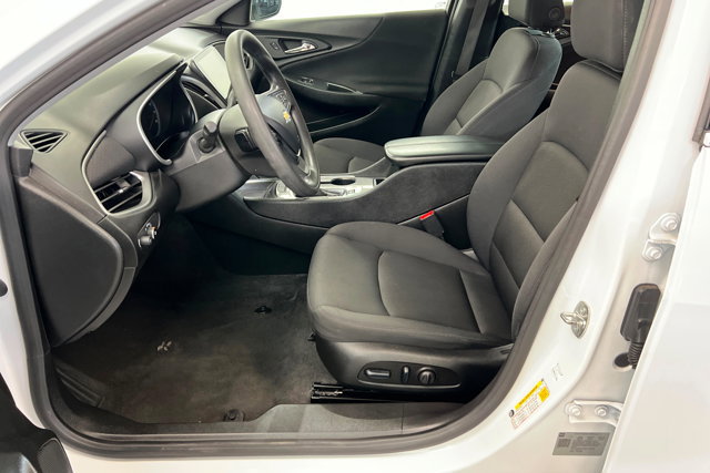 Used 2024 Chevrolet Malibu LT FWD image 17