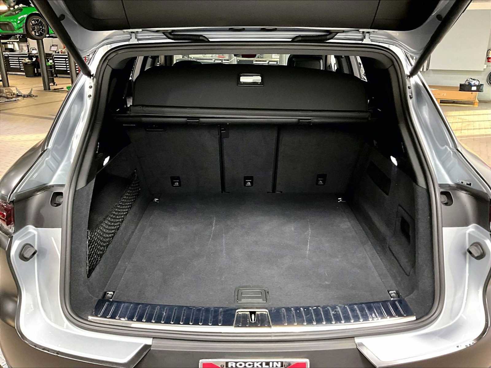 Used 2024 Porsche Cayenne image 40