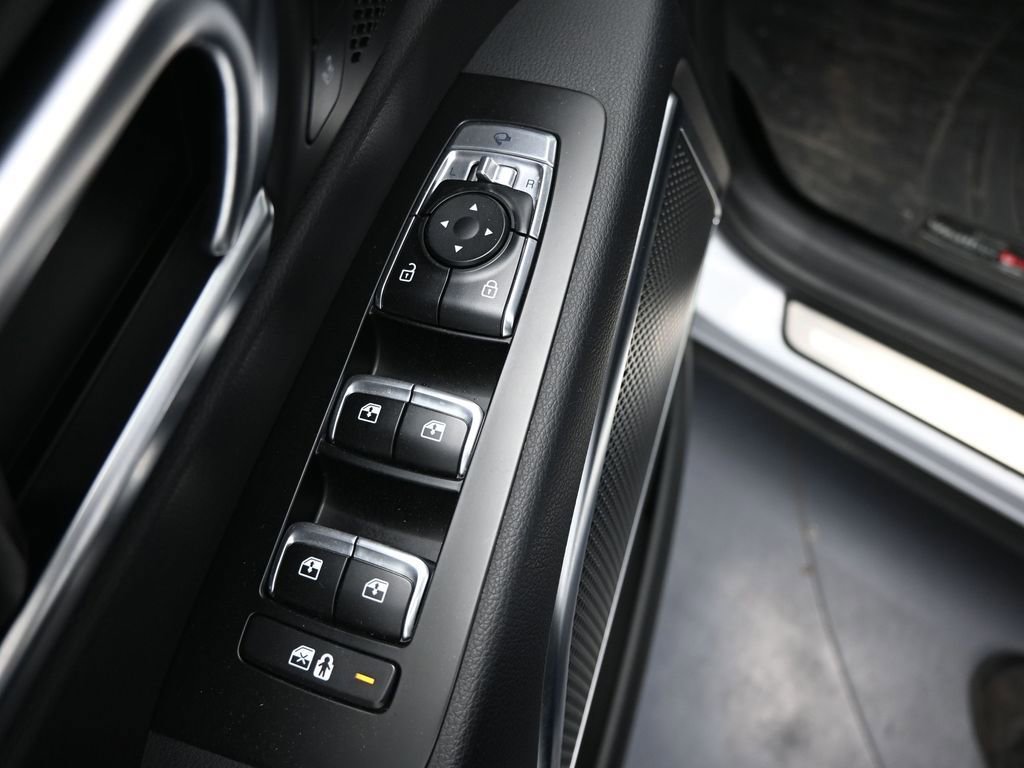 Used 2022 Kia Telluride SX w/ SX Prestige Package image 21