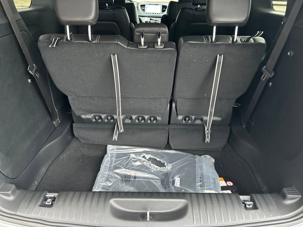 New 2026 Chrysler Pacifica Select image 30