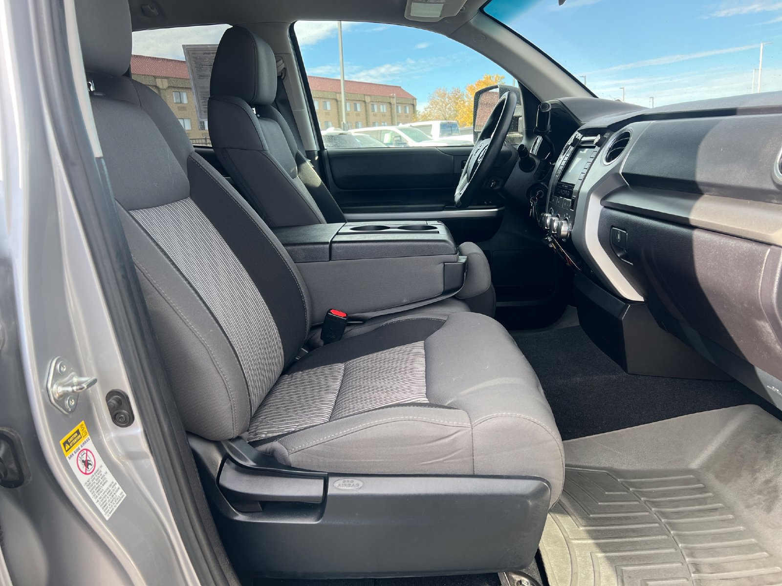 Used 2016 Toyota Tundra SR5 AWD/4WD image 15