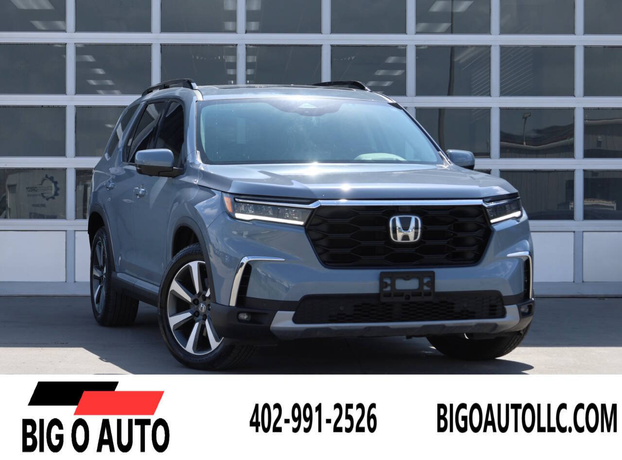 Used 2025 Honda Pilot Elite image 1
