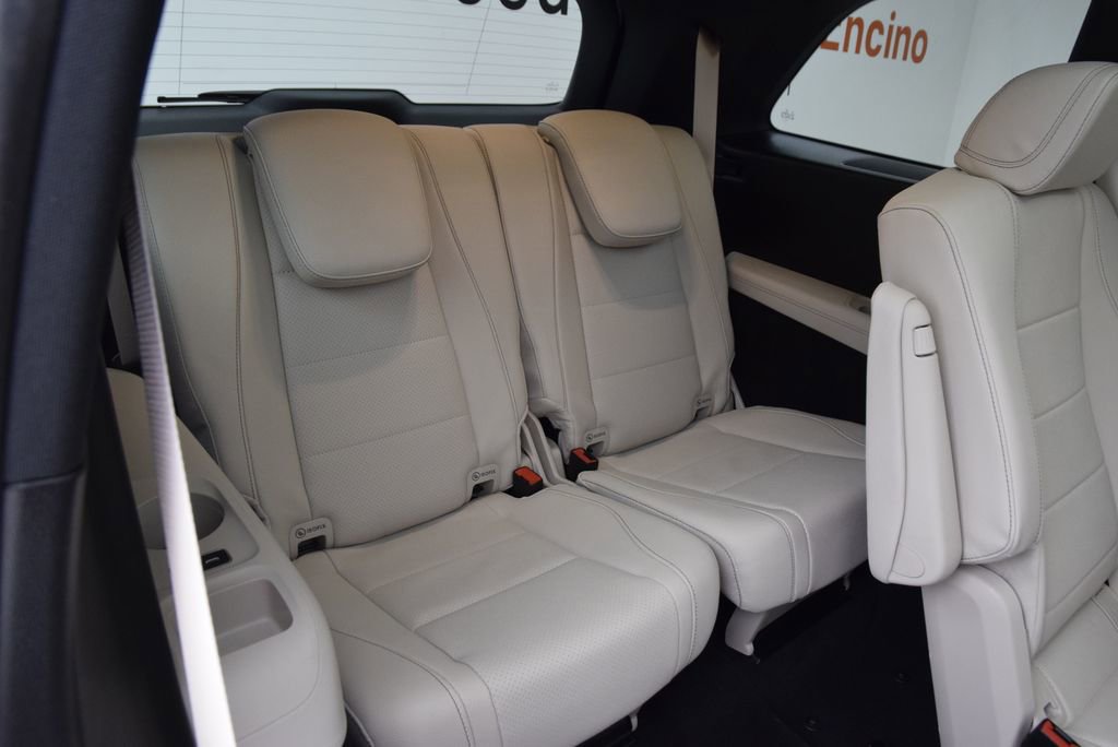 Used 2025 Mercedes-Benz GLS 450 4MATIC image 20