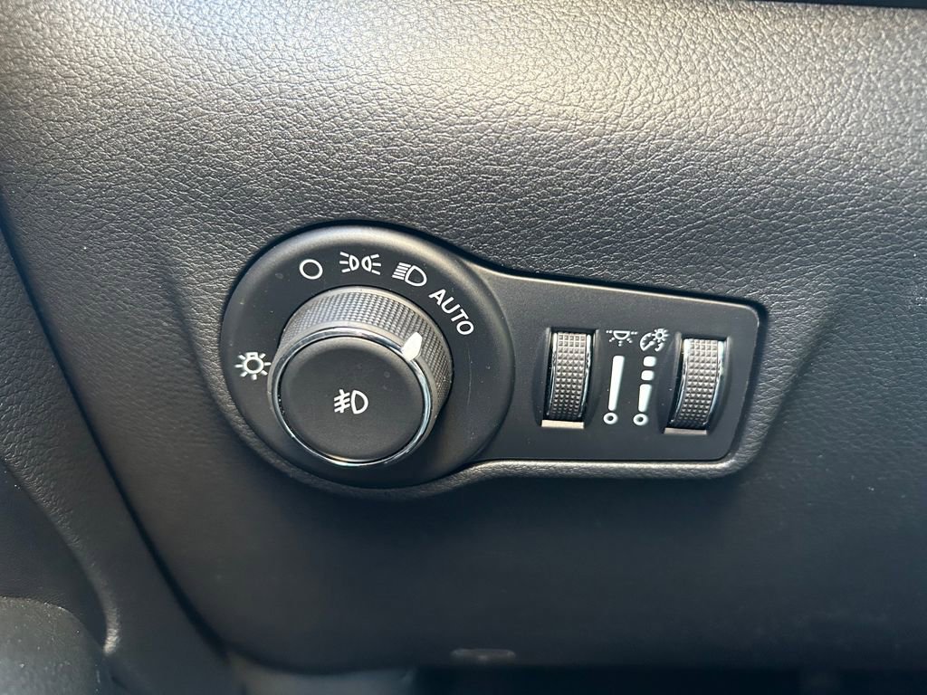 New 2026 Jeep Compass Limited AWD/4WD image 19
