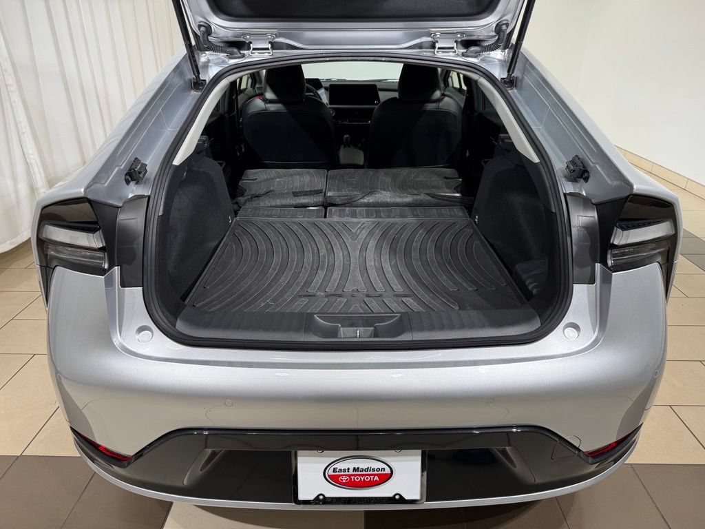 Used 2024 Toyota Prius Prime FWD image 13