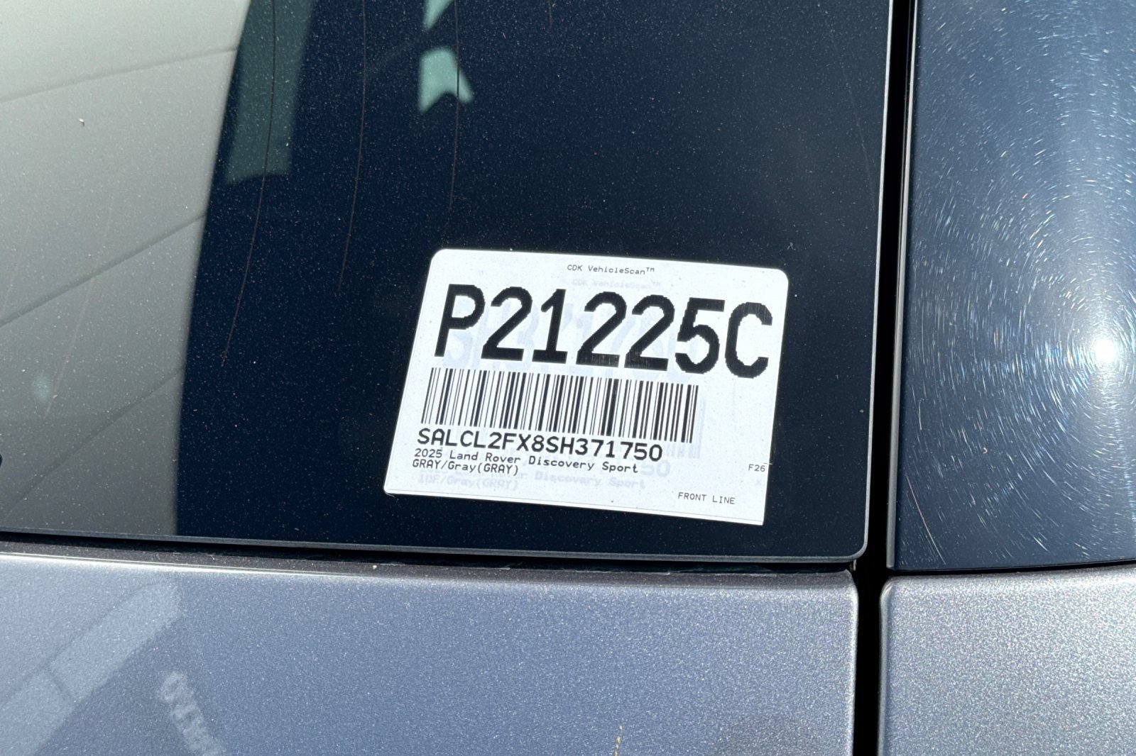 Certified 2025 Land Rover Discovery Sport Dynamic SE AWD/4WD image 35