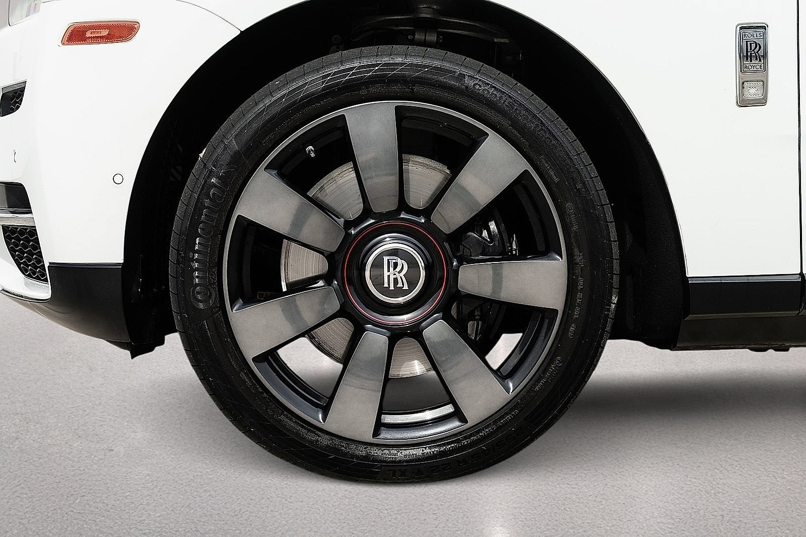 Used 2022 Rolls-Royce Cullinan AWD/4WD image 8