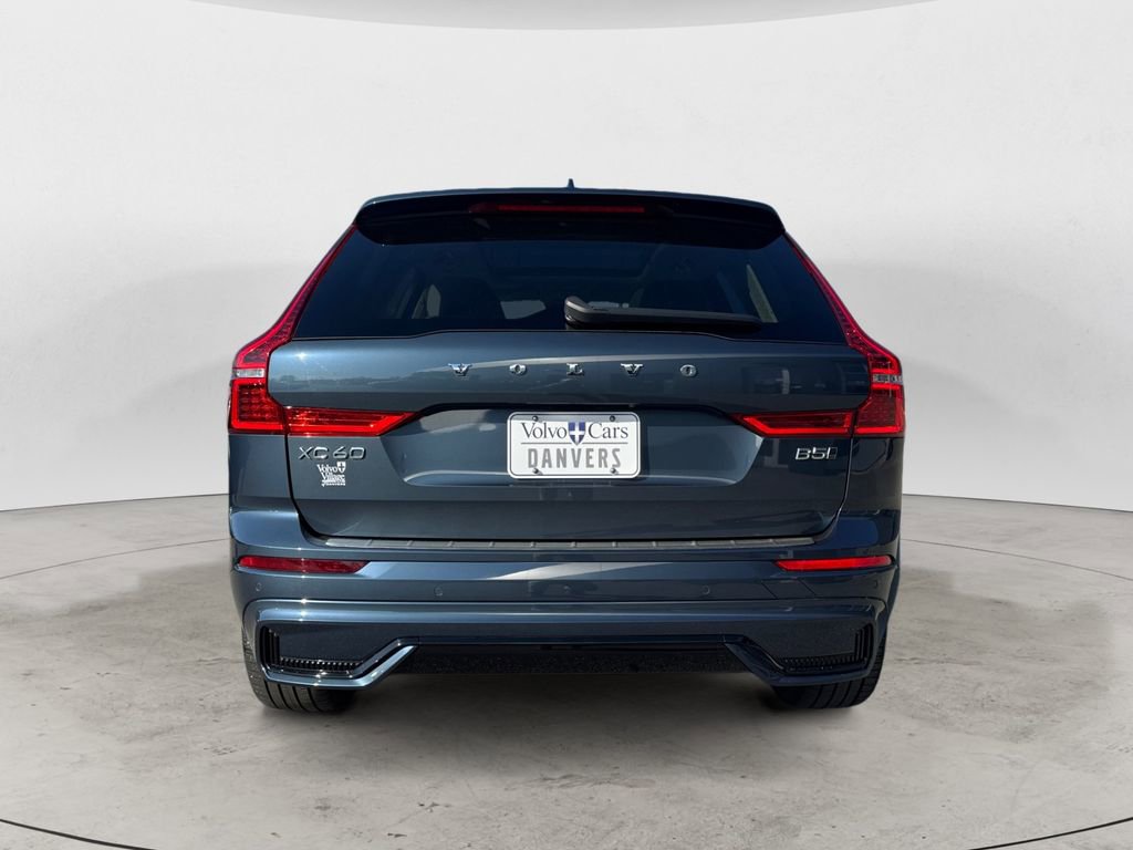 Certified 2024 Volvo XC60 B5 Ultimate w/ Protection Package Premier AWD/4WD image 4