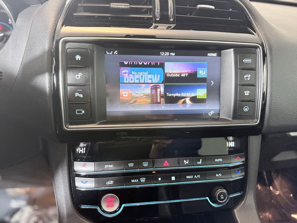 Used 2018 Jaguar F-PACE Prestige image 14