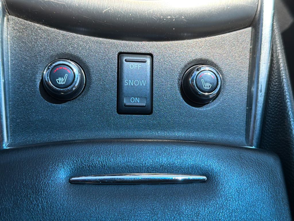 Used 2013 INFINITI G37 x w/ Premium Pkg AWD/4WD image 26