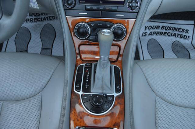 Used 2005 Mercedes-Benz SL 500 image 25