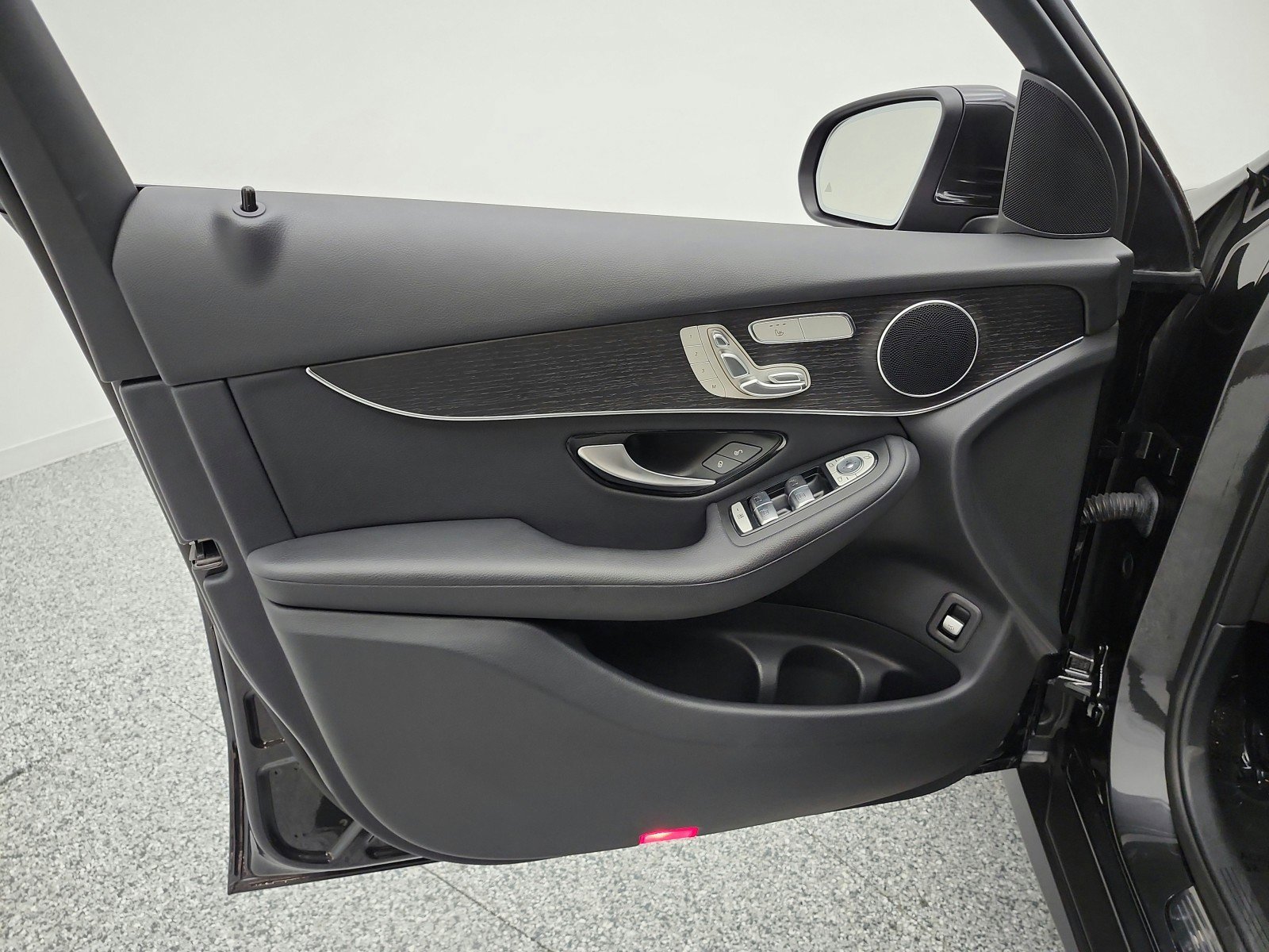 Certified 2022 Mercedes-Benz GLC 300 image 13