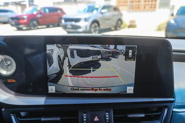 Used 2025 Lexus ES 350 w/ Premium Package FWD image 25