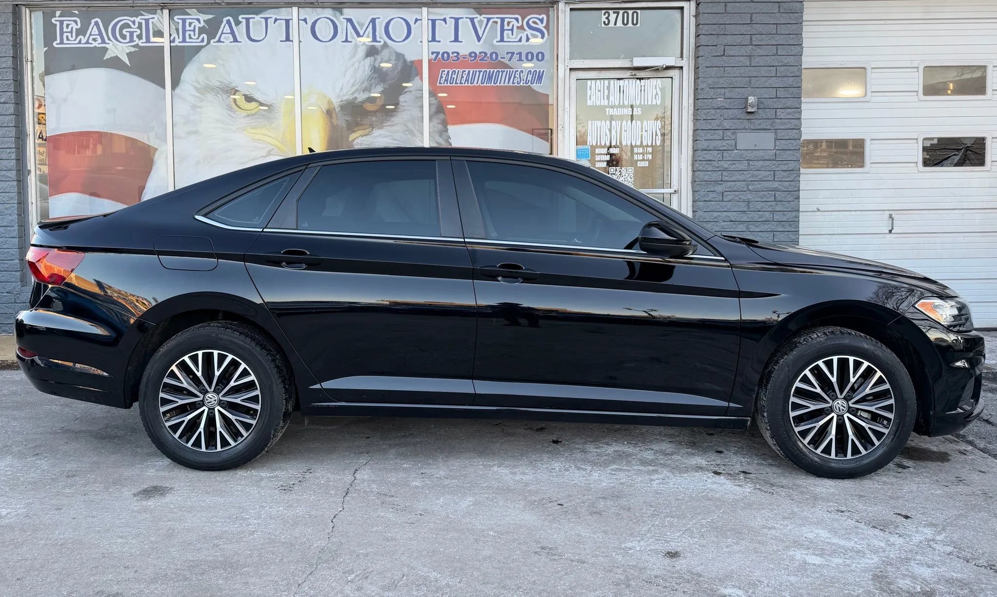 Used 2021 Volkswagen Jetta S image 2