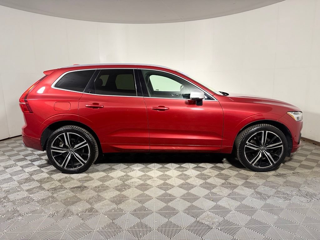 Used 2019 Volvo XC60 T5 R-Design AWD/4WD image 9