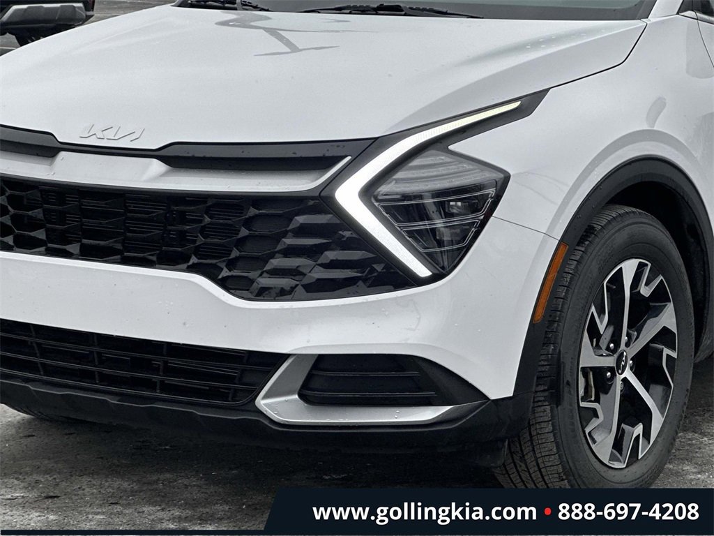 Certified 2025 Kia Sportage EX image 6