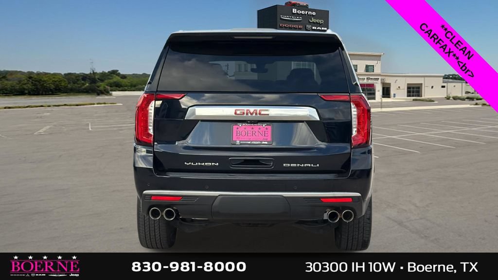 Used 2022 GMC Yukon XL Denali w/ Denali Premium Package RWD image 4