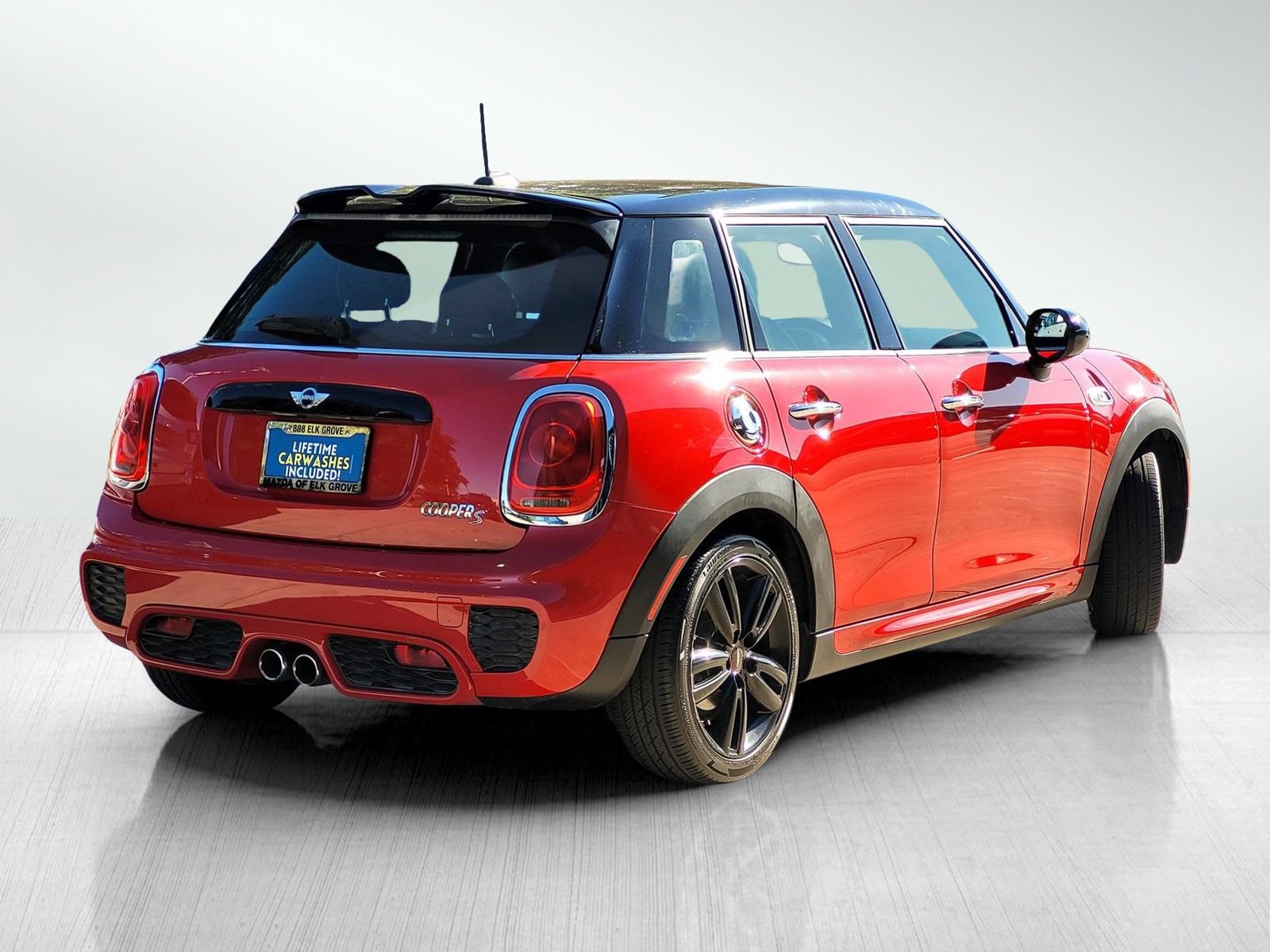 Used 2015 MINI Cooper S FWD image 4