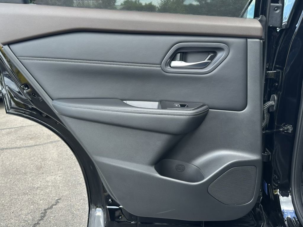 Certified 2023 Nissan Rogue SL w/ SL Premium Package image 26