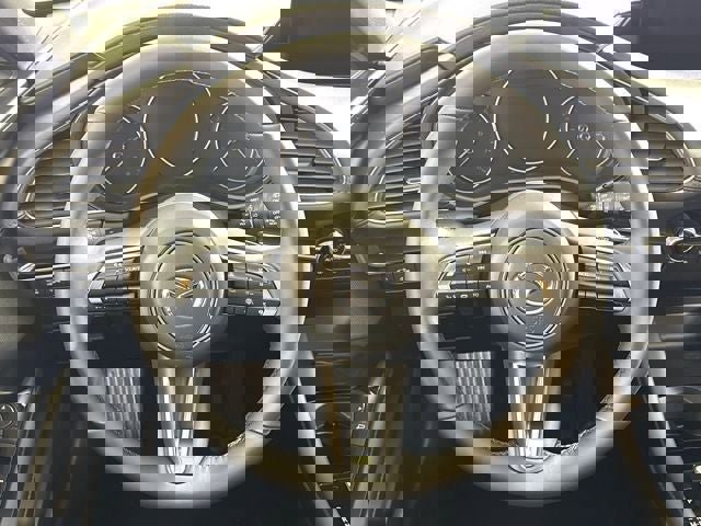 New 2026 MAZDA MAZDA3 Hatchback w/Premium Plus Pkg image 16