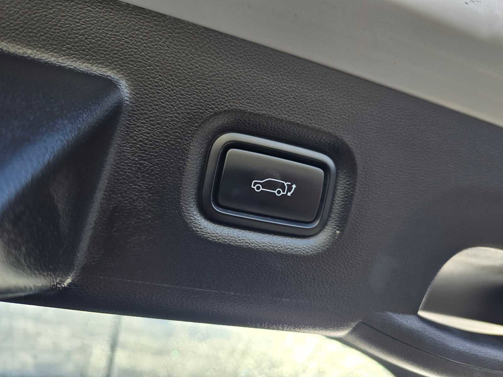 Used 2024 Hyundai Ioniq 5 SEL image 18