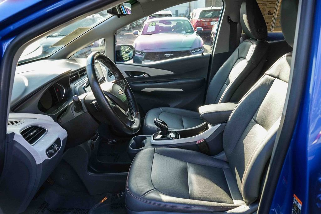 Used 2019 Chevrolet Bolt Premier FWD image 17