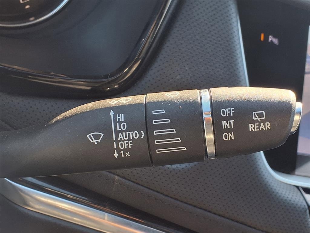 Used 2023 Cadillac XT5 Premium Luxury image 17