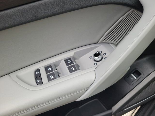 Certified 2023 Audi Q5 2.0T Premium Plus w/ Premium Plus Package image 19