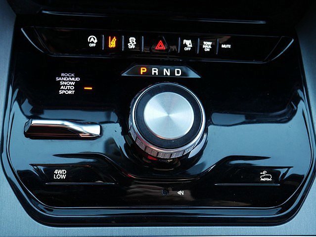 Used 2024 Jeep Wagoneer Series II image 47