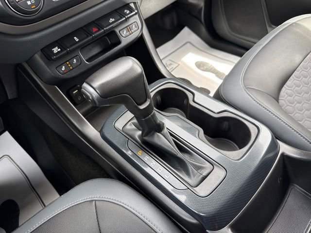 Used 2017 Chevrolet Colorado Z71 AWD/4WD image 33