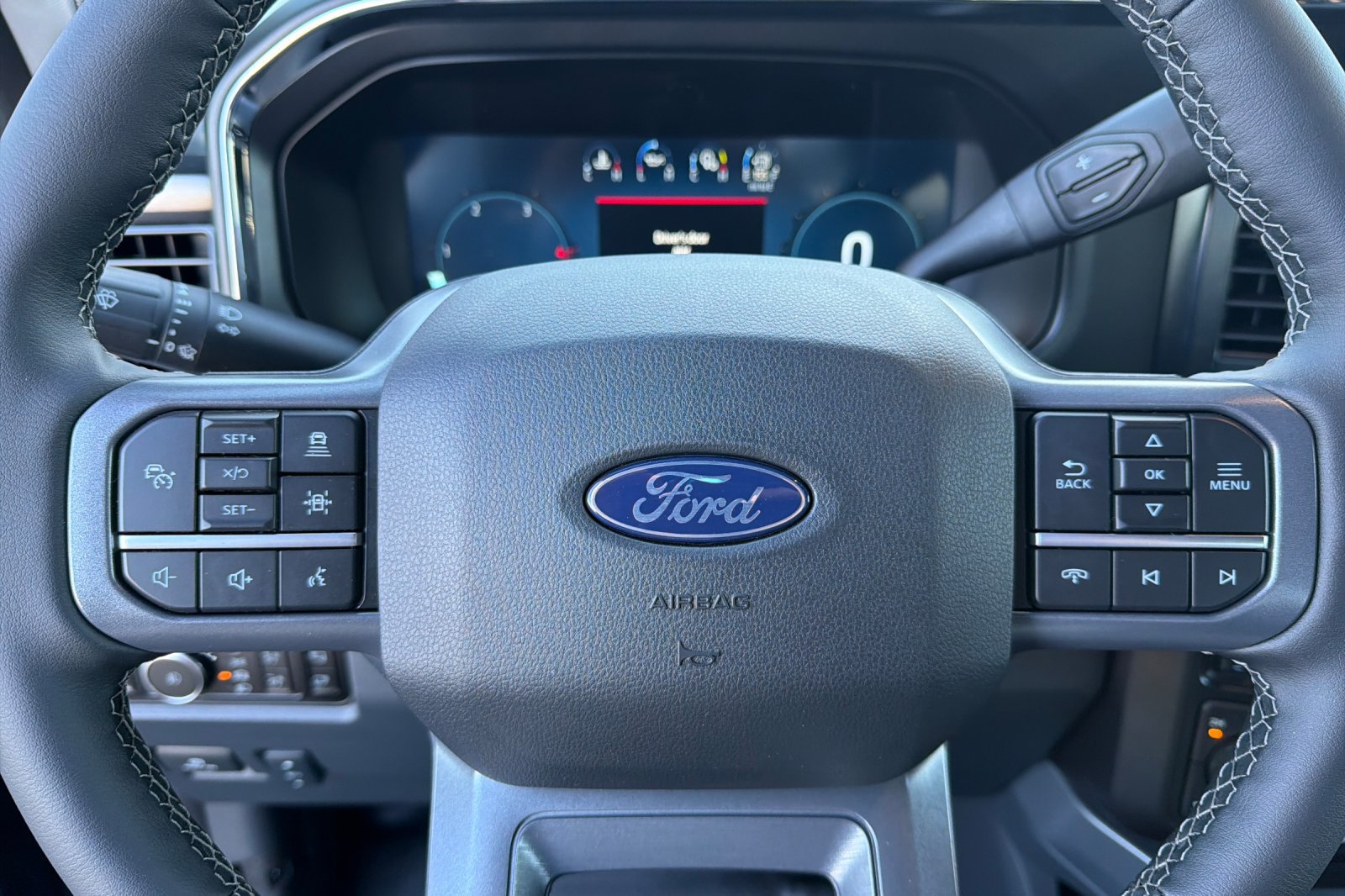 New 2027 Ford F250 Lariat w/ Black Appearance Package AWD/4WD image 23