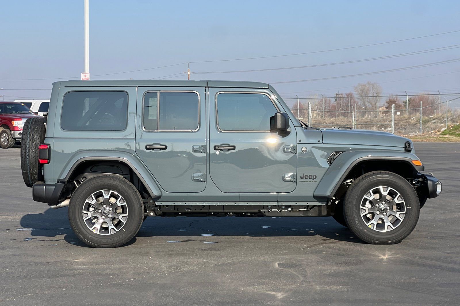 New 2026 Jeep Wrangler Unlimited Sahara w/ Safety Group AWD/4WD image 2