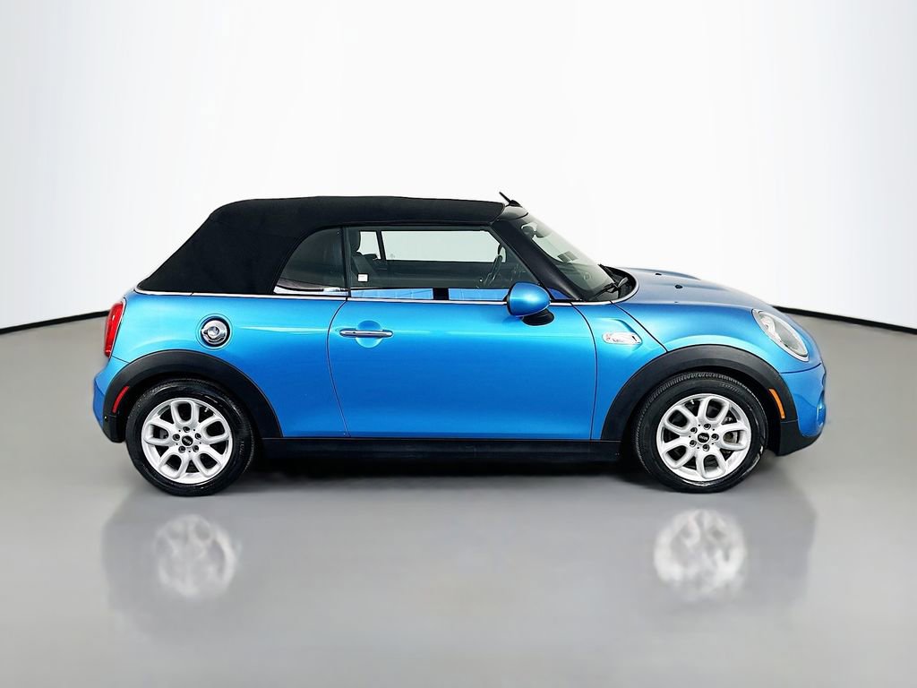 Used 2018 MINI Cooper S FWD image 8