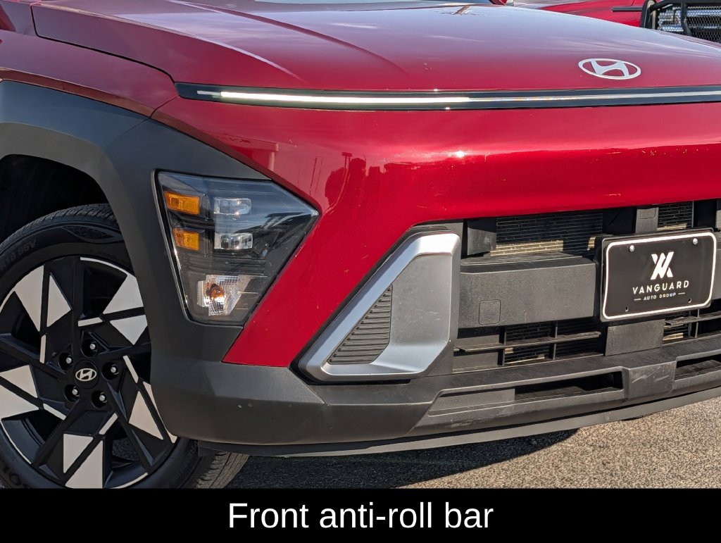Used 2025 Hyundai Kona SEL AWD/4WD image 8