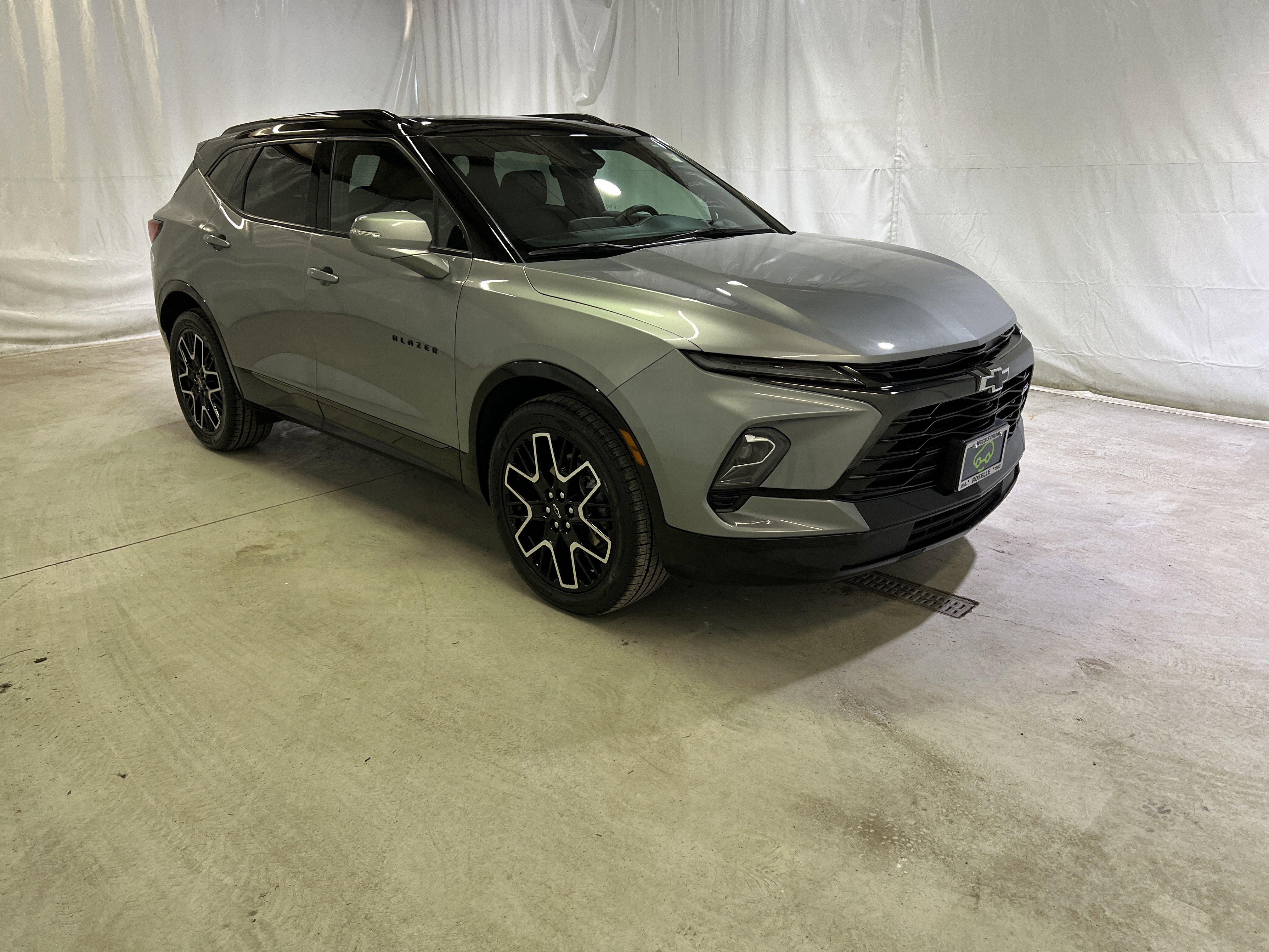 Certified 2023 Chevrolet Blazer RS w/ Driver Confidence II Package image 2