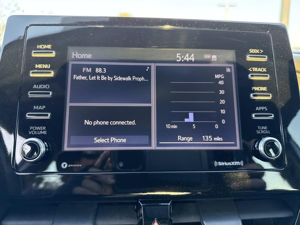 Used 2022 Toyota Camry SE image 30