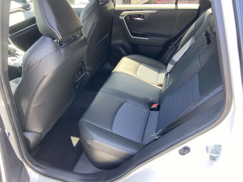 Used 2024 Toyota RAV4 XSE AWD/4WD image 20
