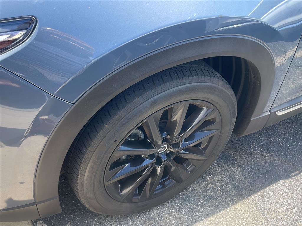 Used 2023 MAZDA CX-9 Carbon Edition AWD/4WD image 4