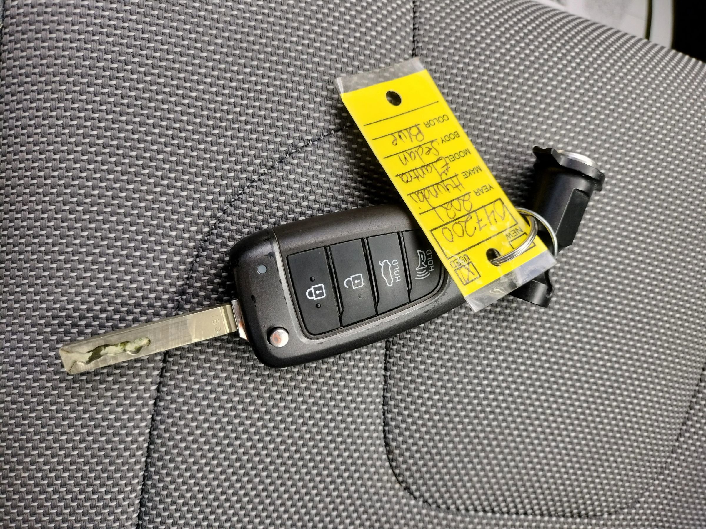 Used 2021 Hyundai Elantra SE image 45