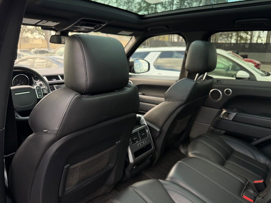 Used 2016 Land Rover Range Rover Sport SE image 20