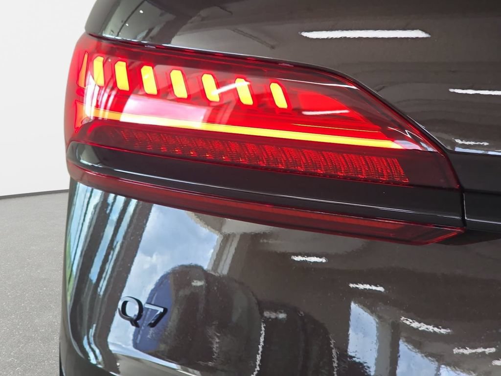 New 2026 Audi Q7 2.0T Premium Plus AWD/4WD image 17